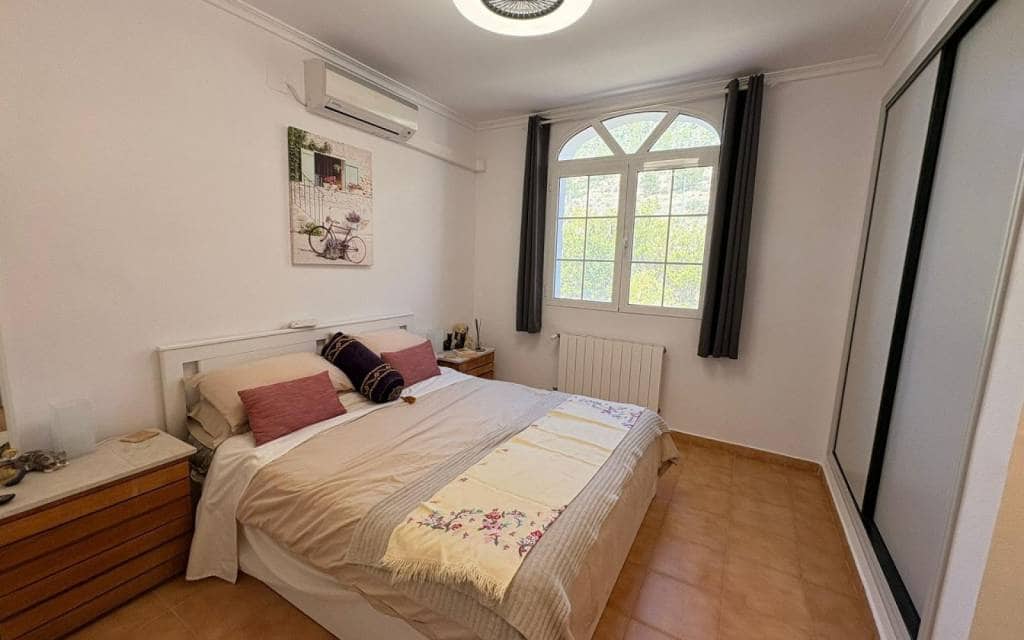 4 Zimmer Villa zu verkaufen in Monovar / Monover mit Pool Garage - 525.000 € (Ref: 9877103)