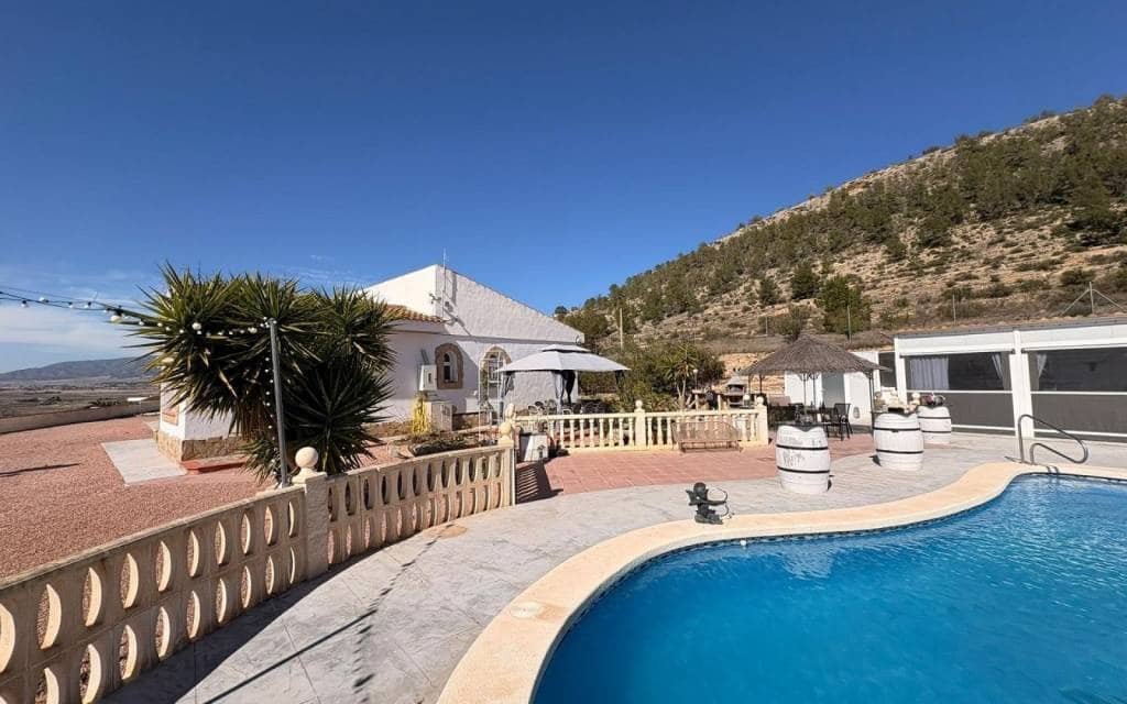 4 Zimmer Villa zu verkaufen in Monovar / Monover mit Pool Garage - 525.000 € (Ref: 9877103)