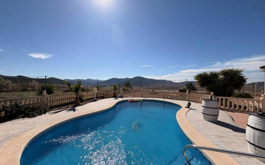 4 Zimmer Villa zu verkaufen in Monovar / Monover mit Pool Garage - 525.000 € (Ref: 9877103)