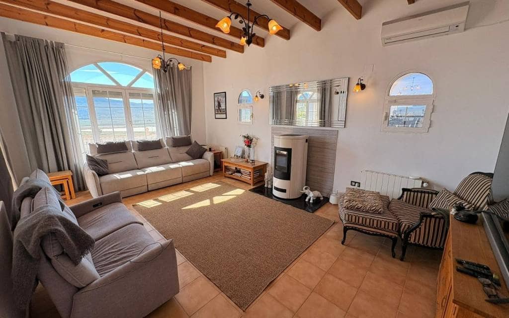4 Zimmer Villa zu verkaufen in Monovar / Monover mit Pool Garage - 525.000 € (Ref: 9877103)