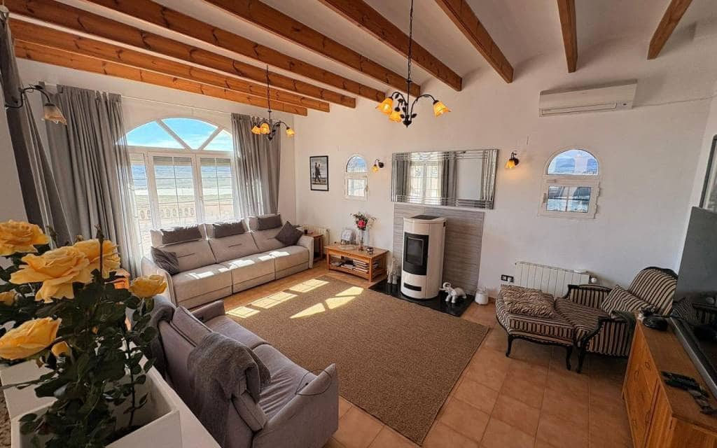 4 Zimmer Villa zu verkaufen in Monovar / Monover mit Pool Garage - 525.000 € (Ref: 9877103)