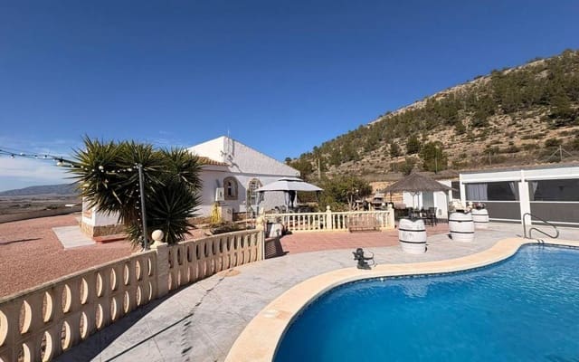 4 Zimmer Villa zu verkaufen in Monóvar / Monóver mit Pool Garage - 525.000 € (Ref: 9877103)