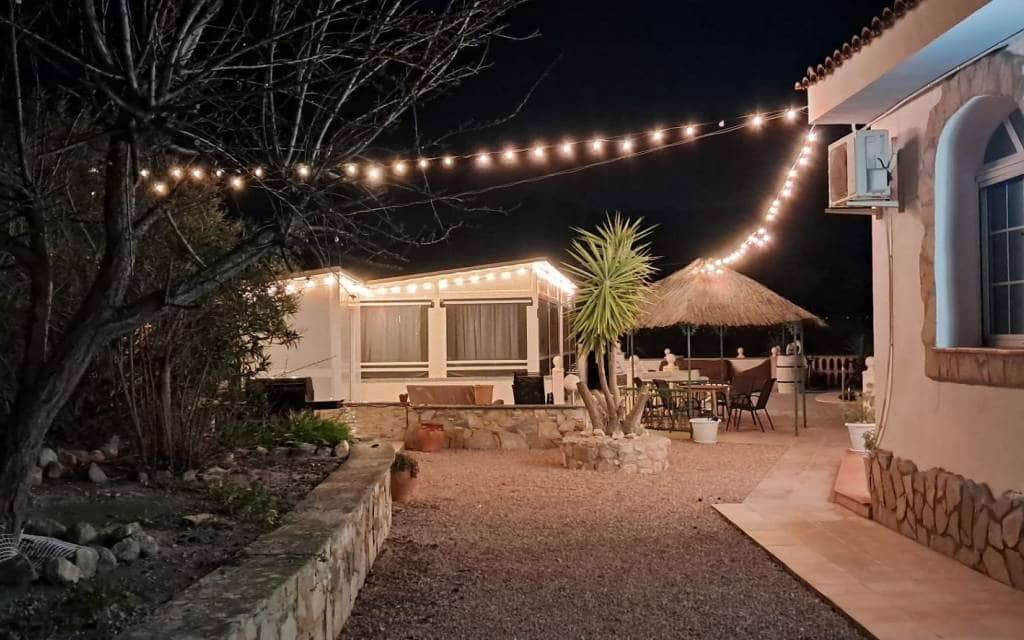 4 Zimmer Villa zu verkaufen in Monovar / Monover mit Pool Garage - 525.000 € (Ref: 9877103)