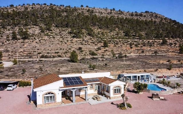 4 Zimmer Villa zu verkaufen in Monóvar / Monóver mit Pool Garage - 525.000 € (Ref: 9877103)