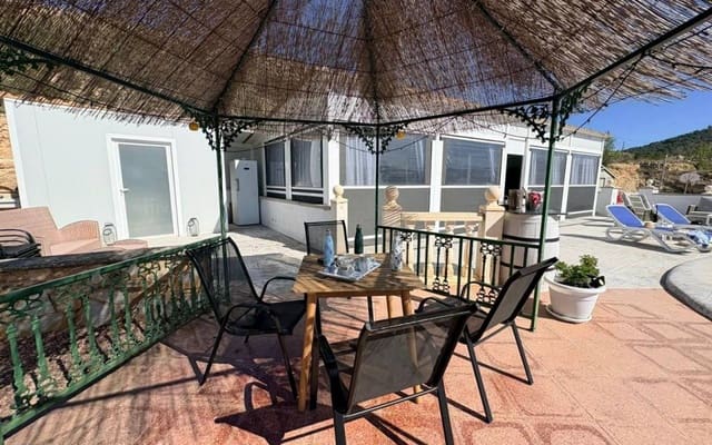 4 Zimmer Villa zu verkaufen in Monóvar / Monóver mit Pool Garage - 525.000 € (Ref: 9877103)