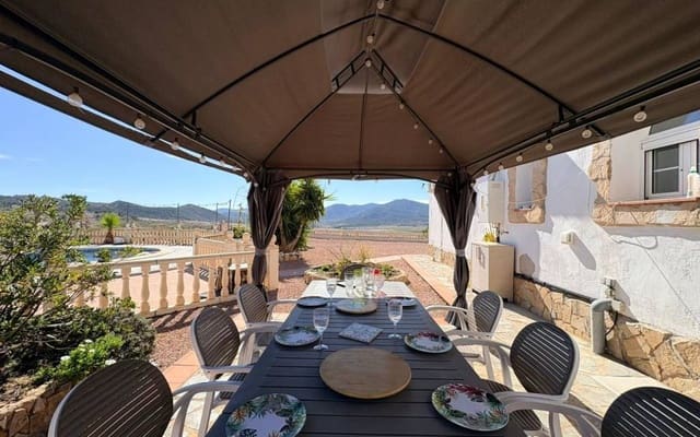 4 Zimmer Villa zu verkaufen in Monóvar / Monóver mit Pool Garage - 525.000 € (Ref: 9877103)