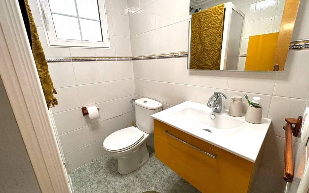 4 makuuhuone Omakotitalo myytävänä paikassa Sax - 179 999 € (Ref: 9883571)