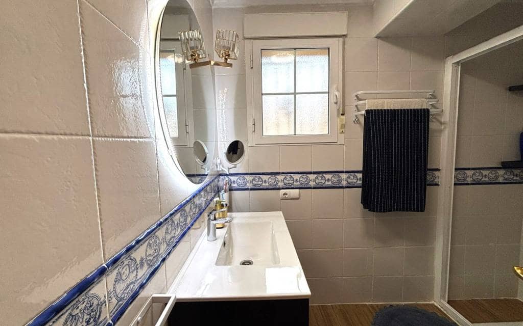 4 makuuhuone Omakotitalo myytävänä paikassa Sax - 179 999 € (Ref: 9883571)