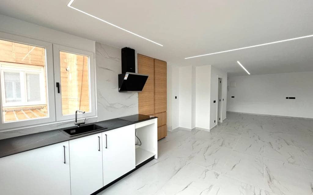 3 bedroom Apartment for sale in Petrel / Petrer - € 186,000 (Ref: 9891038)