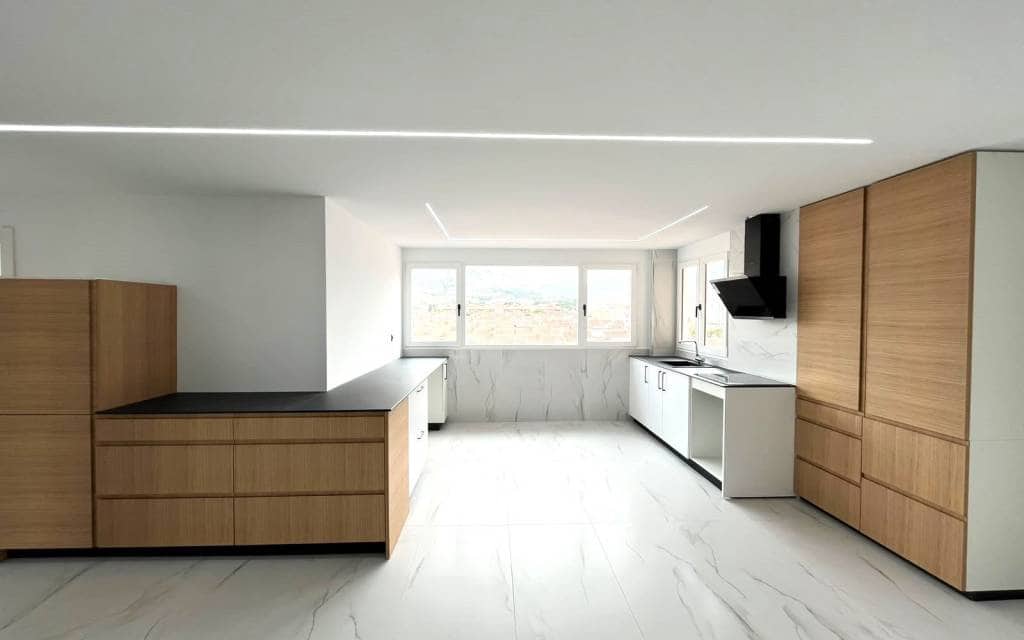 3 bedroom Apartment for sale in Petrel / Petrer - € 186,000 (Ref: 9891038)