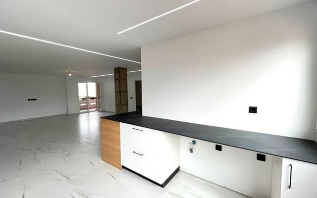 3 bedroom Apartment for sale in Petrel / Petrer - € 186,000 (Ref: 9891038)