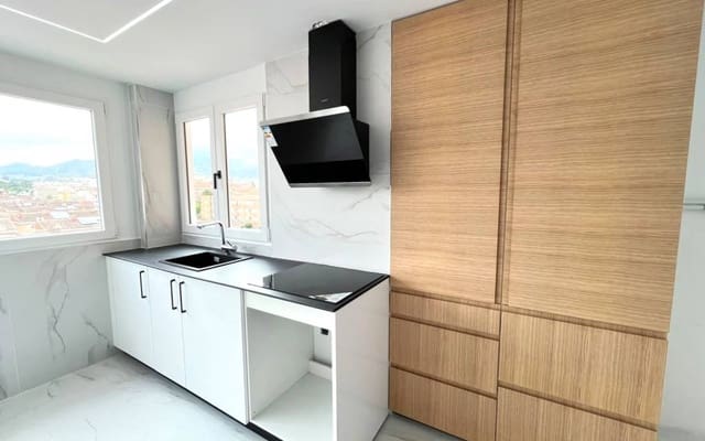 3 bedroom Apartment for sale in Petrel / Petrer - € 186,000 (Ref: 9891038)