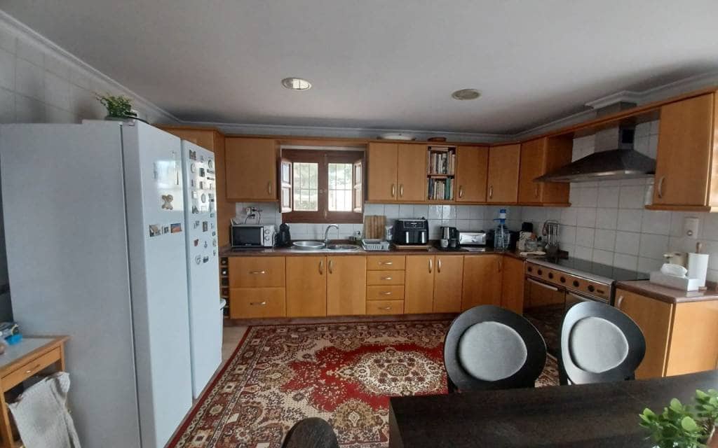 Chalet de 3 habitaciones en Yecla en venta con piscina garaje - 199.995 € (Ref: 9897230)