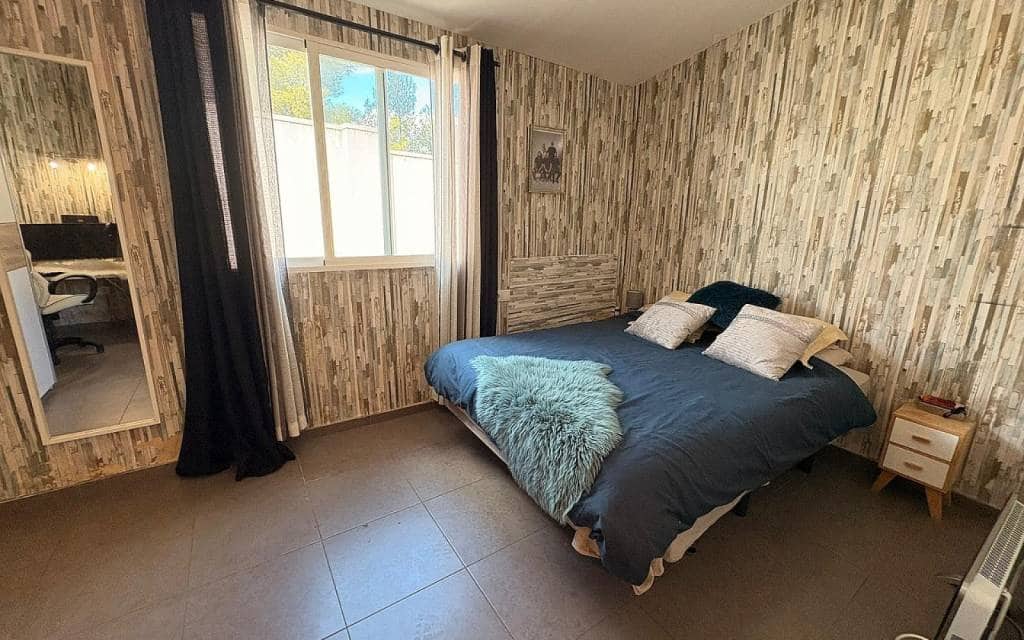 Chalet de 8 habitaciones en Castalla en venta con piscina - 449.995 € (Ref: 9902066)
