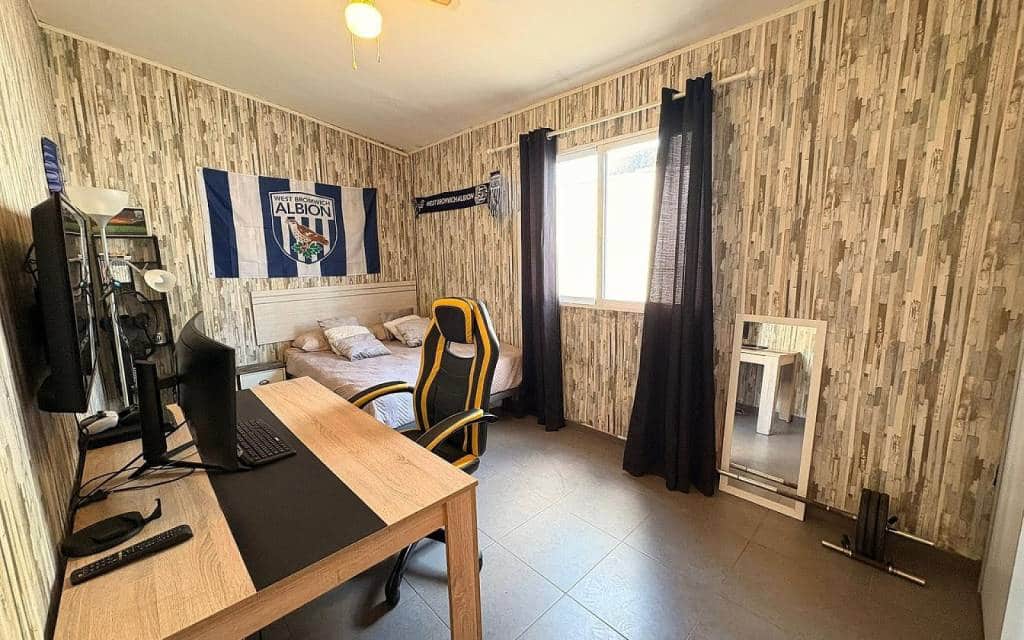 Chalet de 8 habitaciones en Castalla en venta con piscina - 449.995 € (Ref: 9902066)