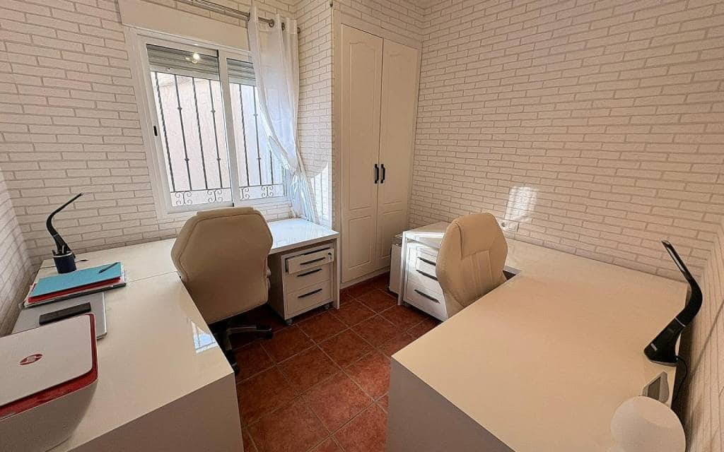 Chalet de 8 habitaciones en Castalla en venta con piscina - 449.995 € (Ref: 9902066)