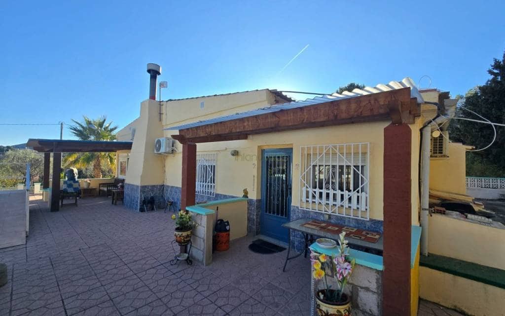 3 bedroom Finca/Country House for sale in Sax with pool garage - € 225,000 (Ref: 9921163)