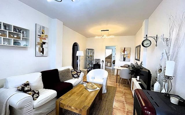 2 soveværelse Byhus til salg i Castalla med swimmingpool - € 175.000 (Ref: 9944433)