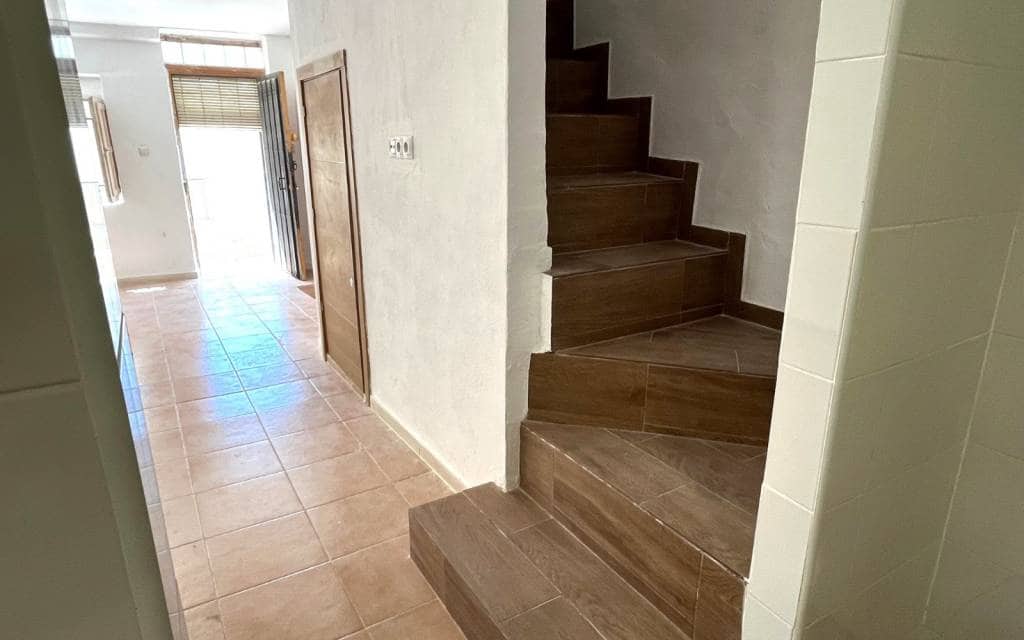 2 bedroom Townhouse for sale in Sax - € 75,000 (Ref: 9956589)