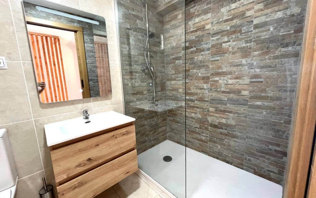 2 bedroom Townhouse for sale in Sax - € 75,000 (Ref: 9956589)