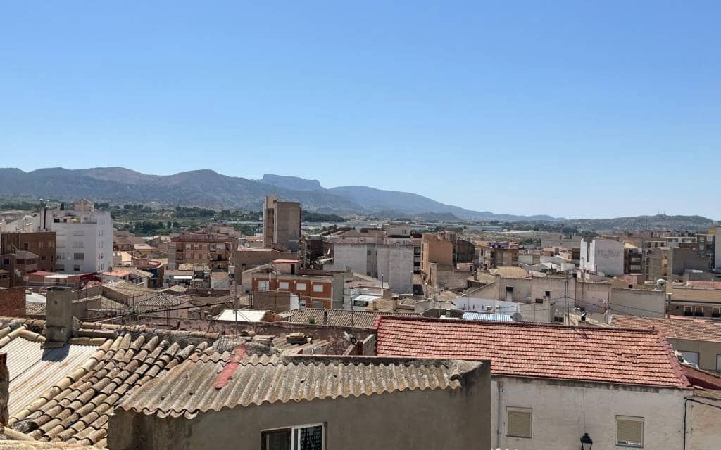 2 bedroom Townhouse for sale in Sax - € 75,000 (Ref: 9956589)
