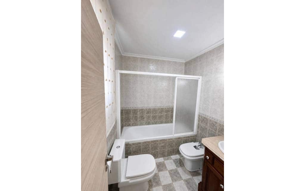 3 chambre Maison de Ville à vendre à Sax avec garage - 175 000 € (Ref: 9964138)