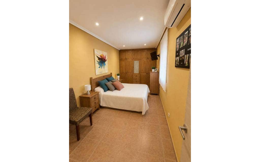 3 chambre Maison de Ville à vendre à Sax avec garage - 175 000 € (Ref: 9964138)