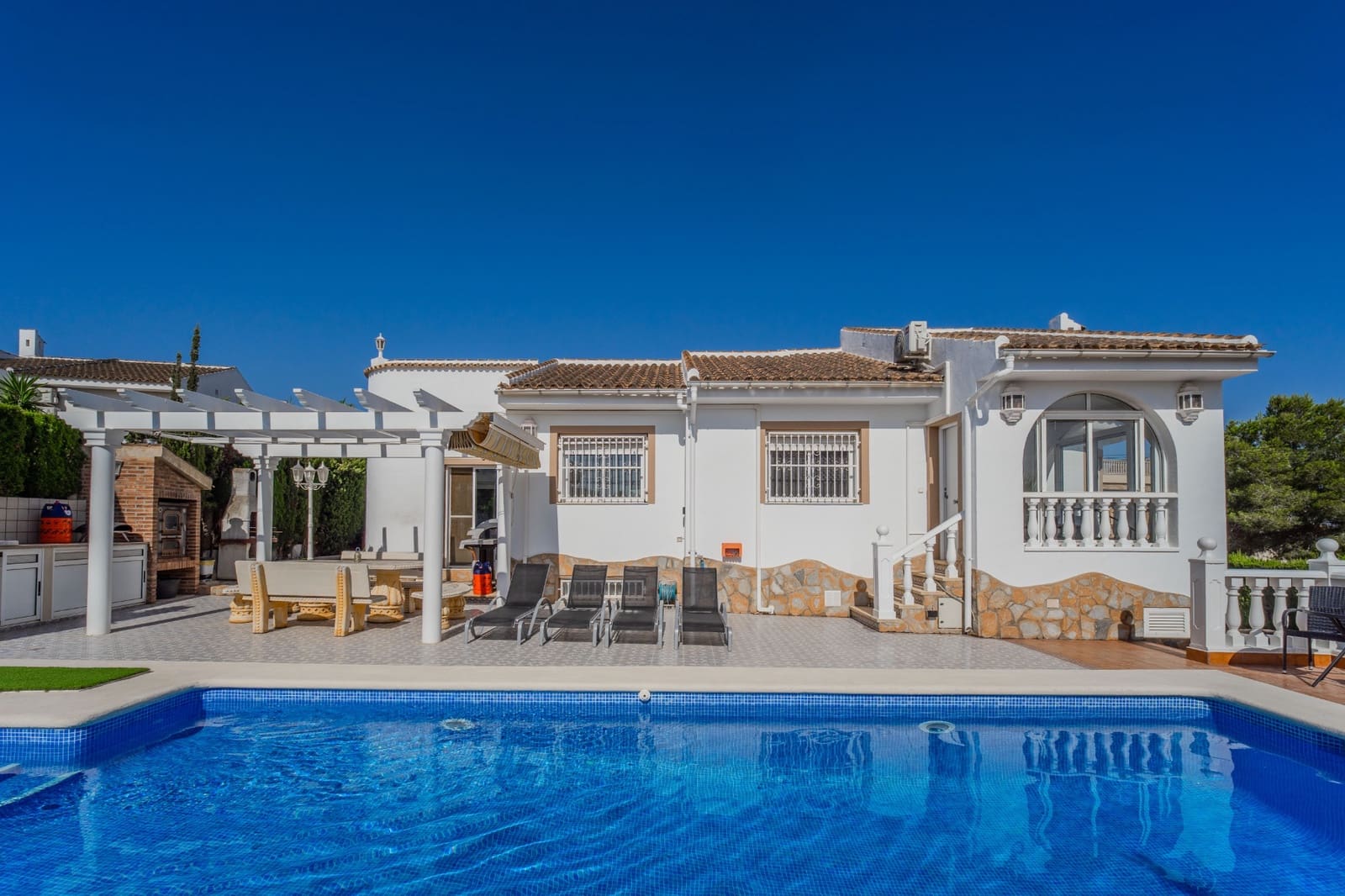 4 sovrum Villa till salu i La Marquesa med pool garage - 525 000 € (Ref: 10007884)