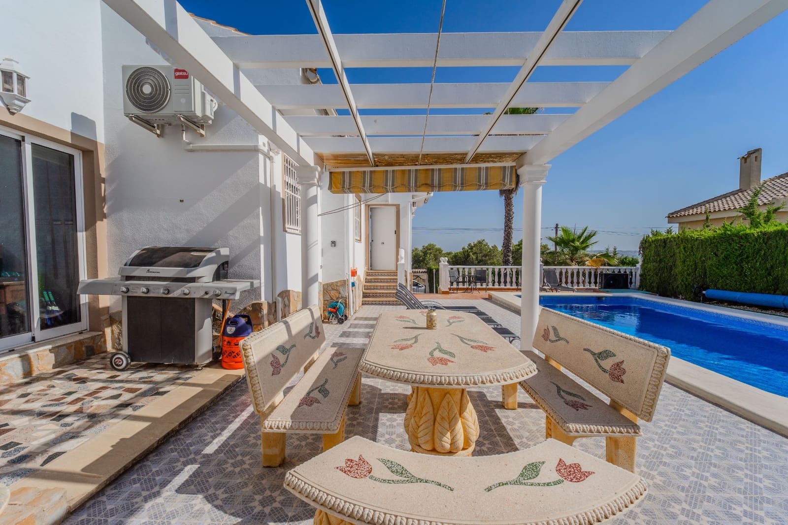 4 sovrum Villa till salu i La Marquesa med pool garage - 525 000 € (Ref: 10007884)