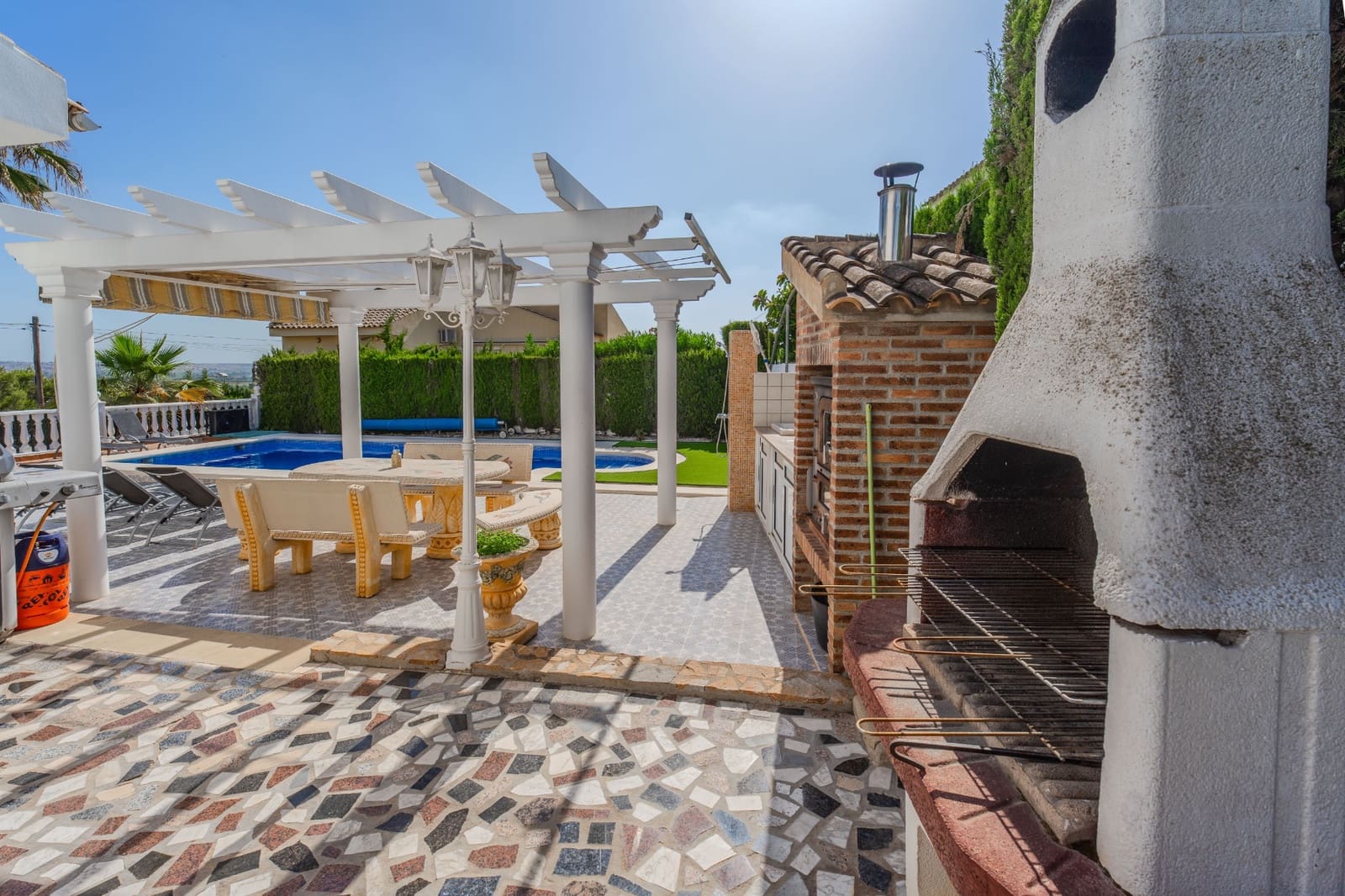 4 sovrum Villa till salu i La Marquesa med pool garage - 525 000 € (Ref: 10007884)