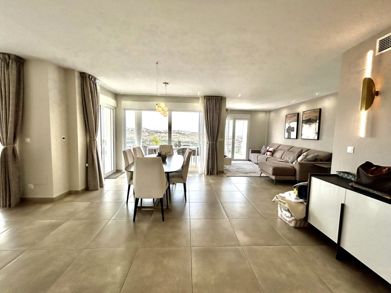4 chambre Villa/Maison à vendre à Ciudad Quesada avec piscine garage - 925 000 € (Ref: 10007886)