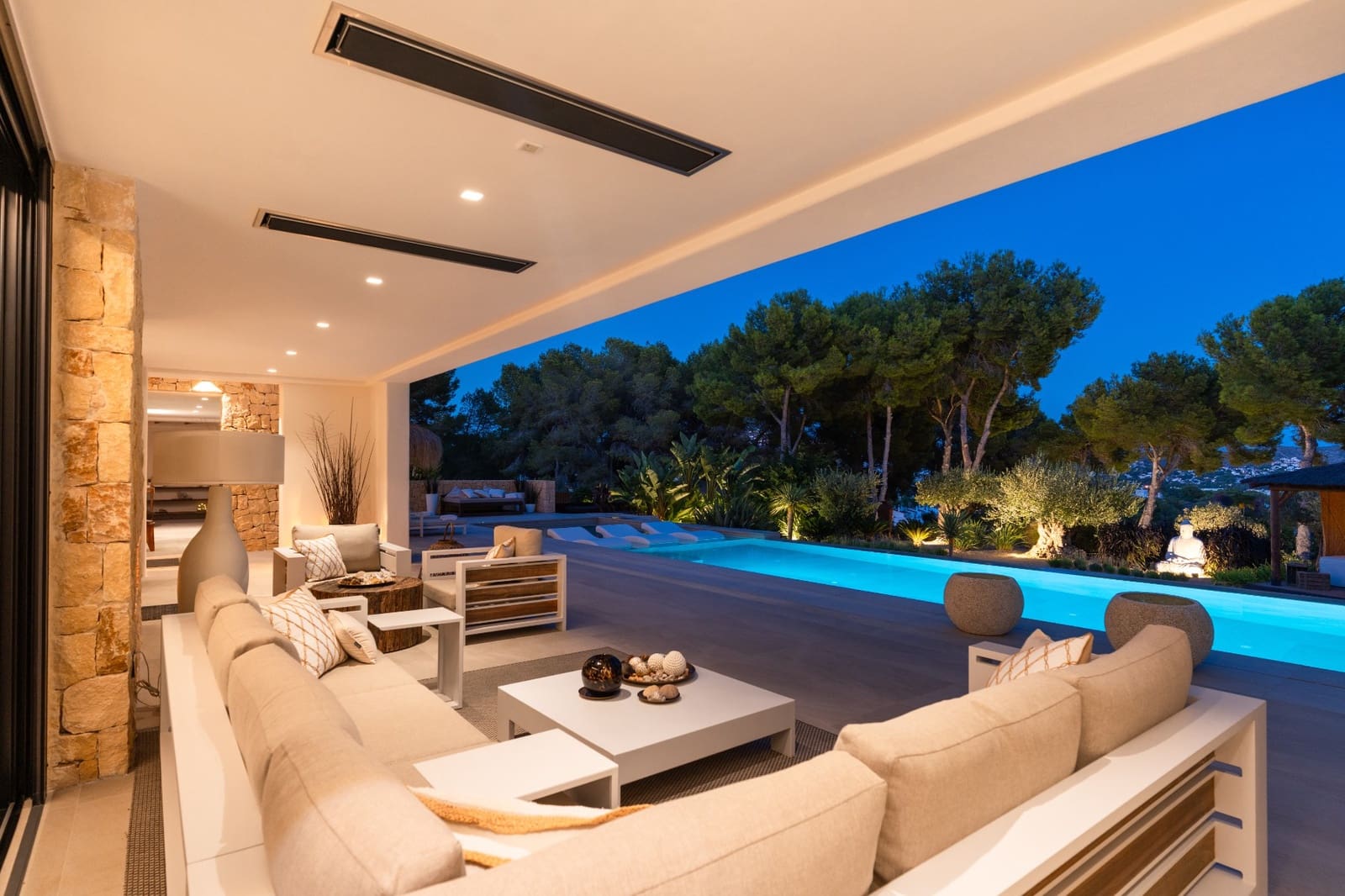 6 sovrum Villa till salu i Moraira med pool - 3 995 000 € (Ref: 10007889)