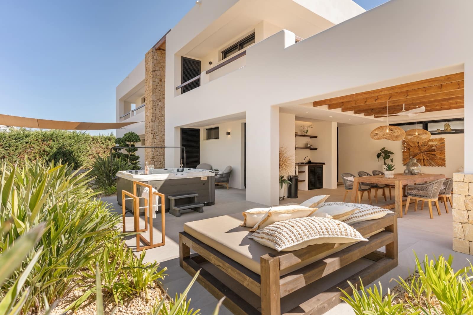 6 sovrum Villa till salu i Moraira med pool - 3 995 000 € (Ref: 10007889)