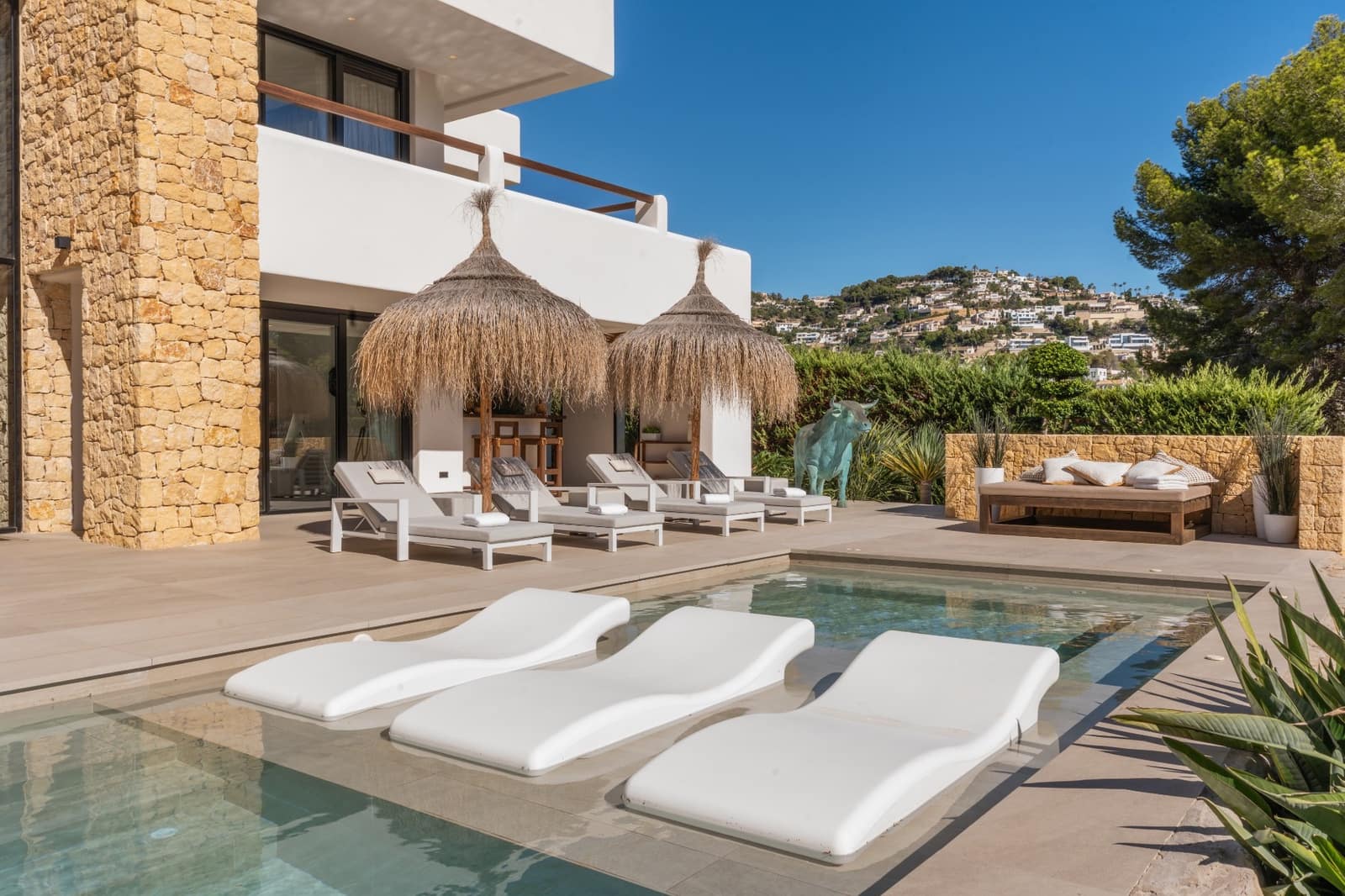 6 sovrum Villa till salu i Moraira med pool - 3 995 000 € (Ref: 10007889)