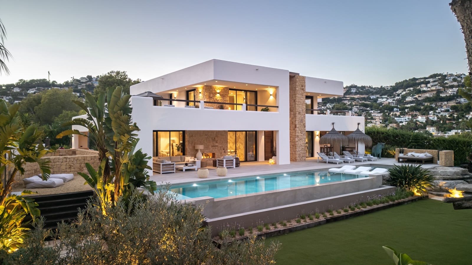 6 sovrum Villa till salu i Moraira med pool - 3 995 000 € (Ref: 10007889)