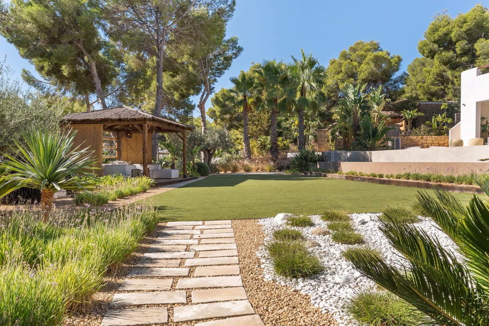 6 sovrum Villa till salu i Moraira med pool - 3 995 000 € (Ref: 10007889)