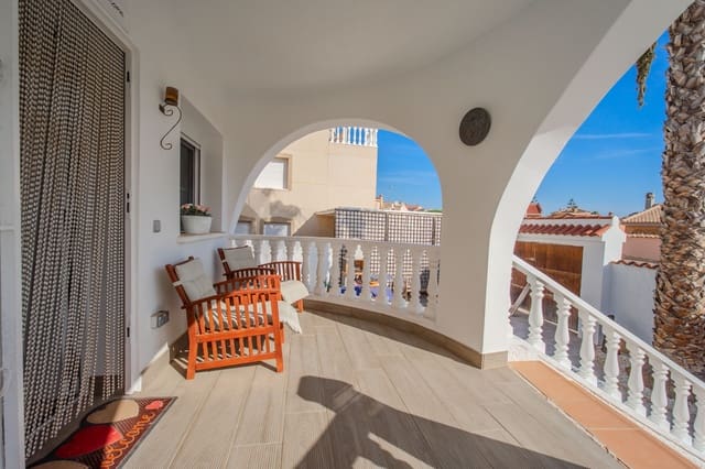 2 makuuhuone Huvila myytävänä paikassa Ciudad Quesada, Rojales mukana uima-altaan - 225 000 € (Ref: 10031083)