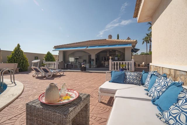 5 bedroom Villa for sale in Ciudad Quesada, Rojales with pool garage - € 845,000 (Ref: 10043319)