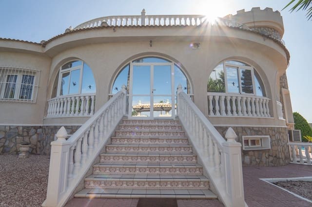 5 bedroom Villa for sale in Ciudad Quesada, Rojales with pool garage - € 845,000 (Ref: 10043319)
