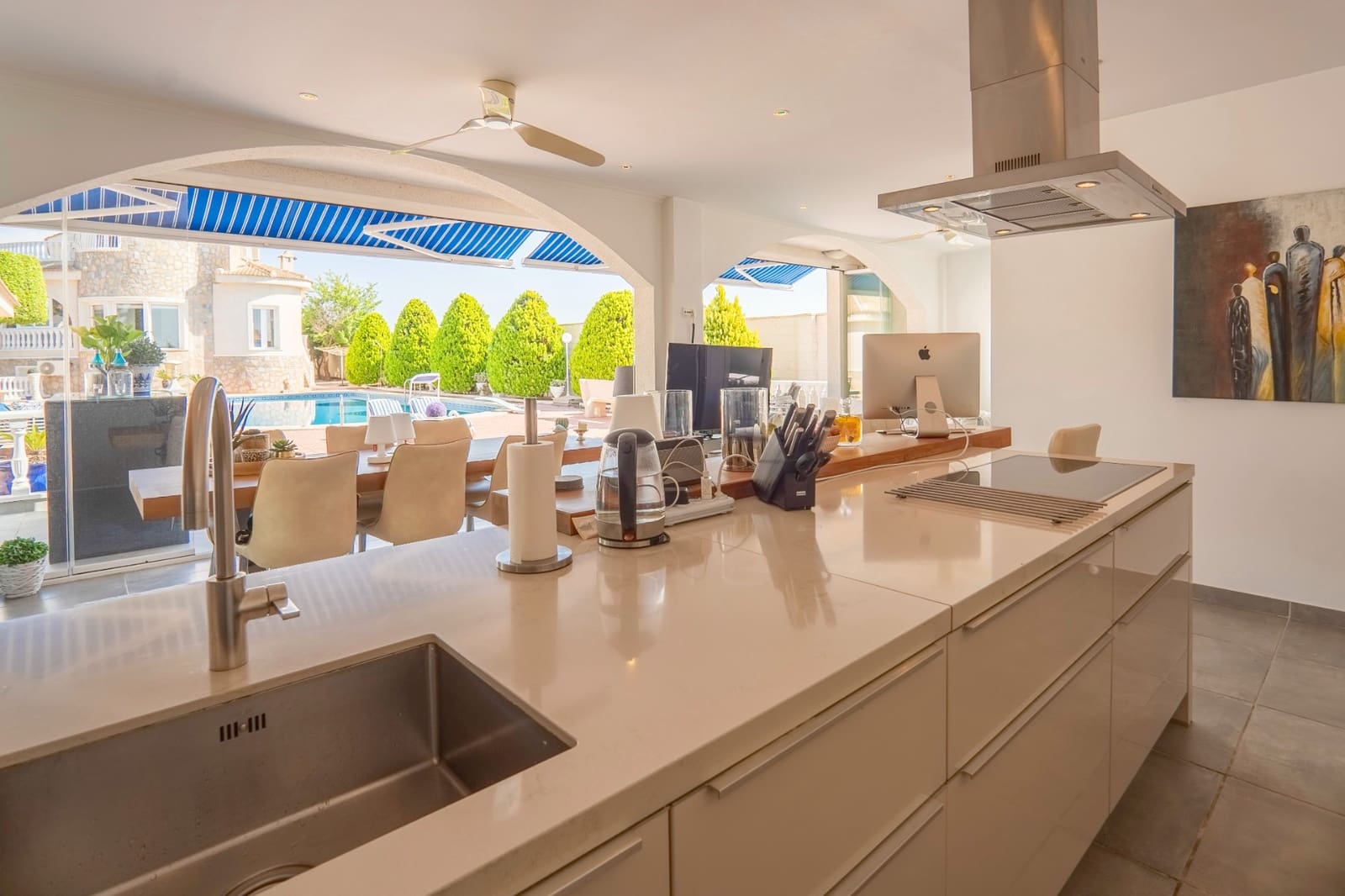 5 bedroom Villa for sale in Ciudad Quesada with pool garage - € 845,000 (Ref: 10043319)