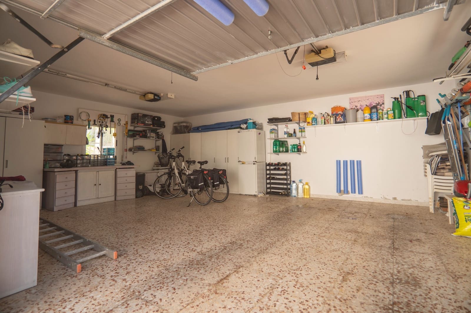 5 bedroom Villa for sale in Ciudad Quesada with pool garage - € 845,000 (Ref: 10043319)