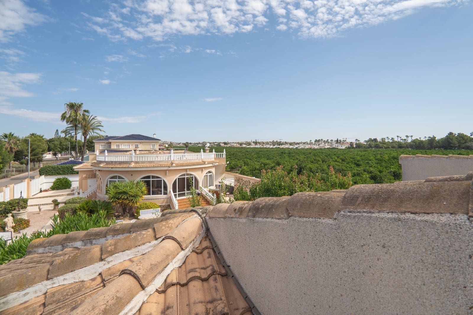 5 bedroom Villa for sale in Ciudad Quesada with pool garage - € 845,000 (Ref: 10043319)