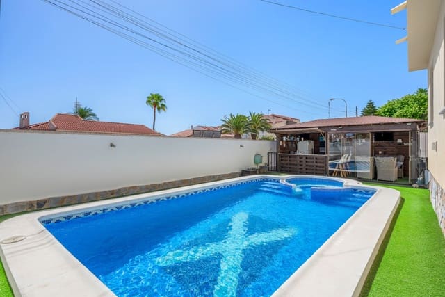 Chalet de 5 habitaciones en Ciudad Quesada, Rojales en venta con piscina garaje - 595.000 € (Ref: 10054289)