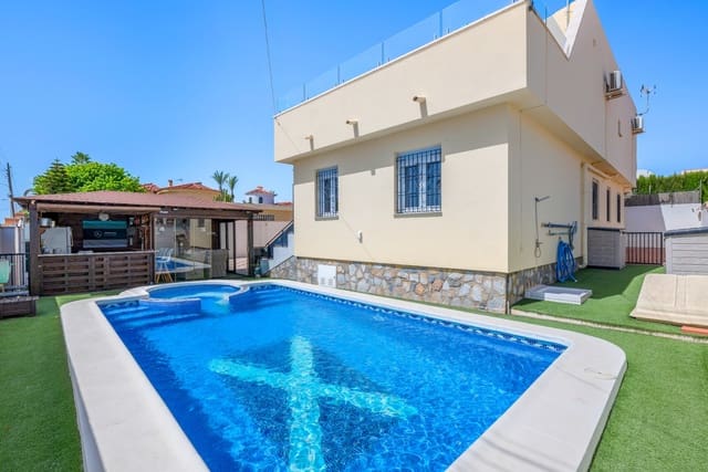 Chalet de 5 habitaciones en Ciudad Quesada, Rojales en venta con piscina garaje - 595.000 € (Ref: 10054289)
