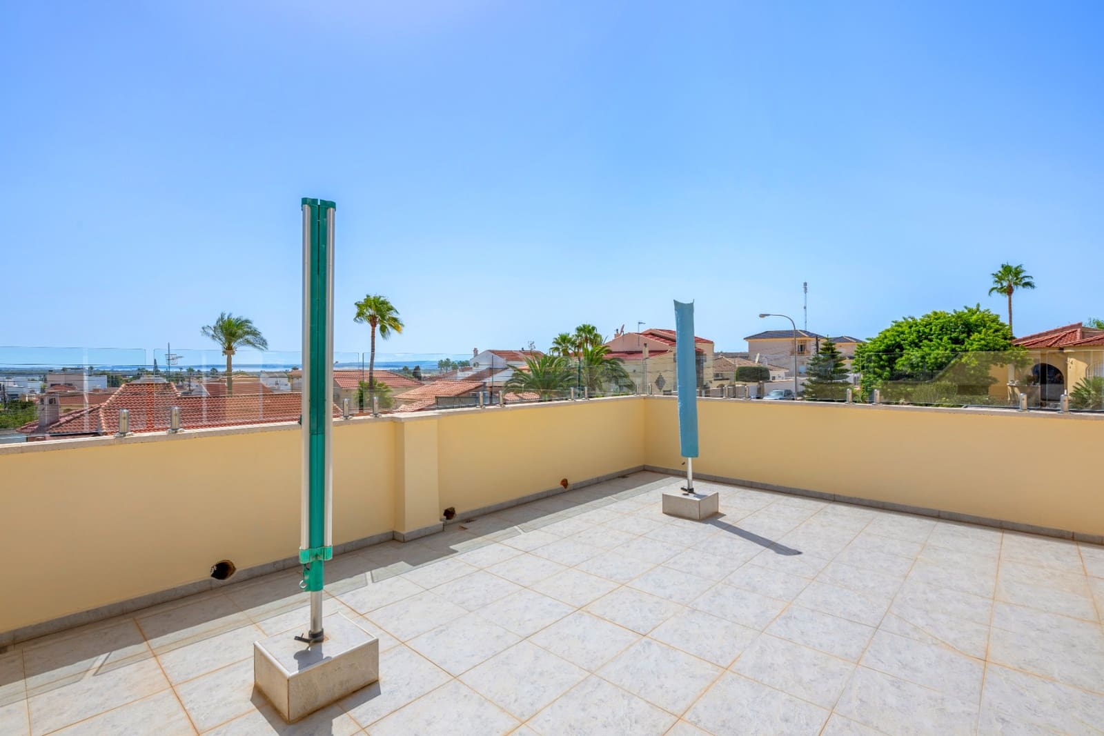5 soverom Villa til salgs i Ciudad Quesada med svømmebasseng garasje - € 595 000 (Ref: 10054289)
