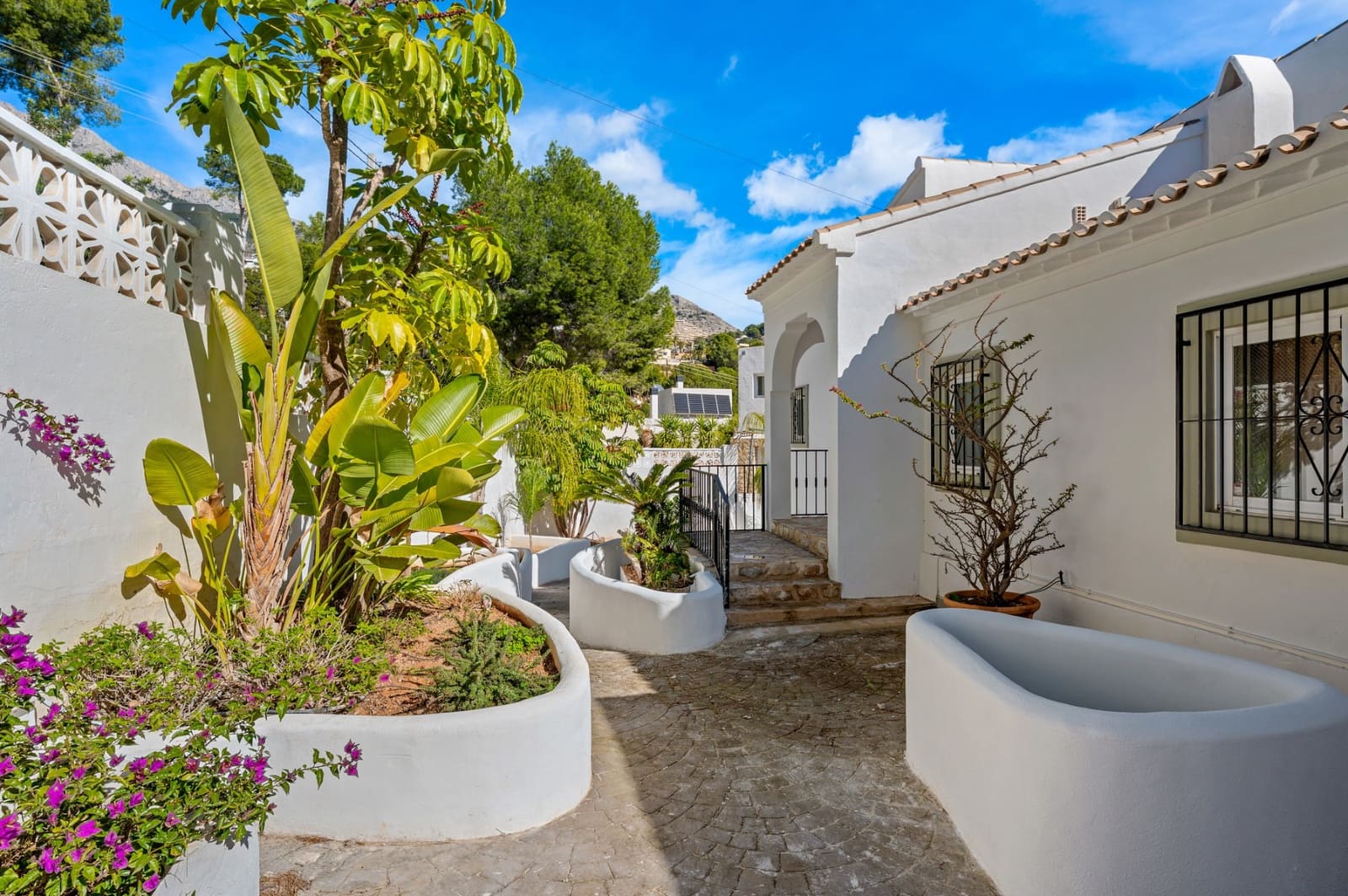 4 quarto Moradia para venda em Altea com piscina garagem - 999 000 € (Ref: 10130949)