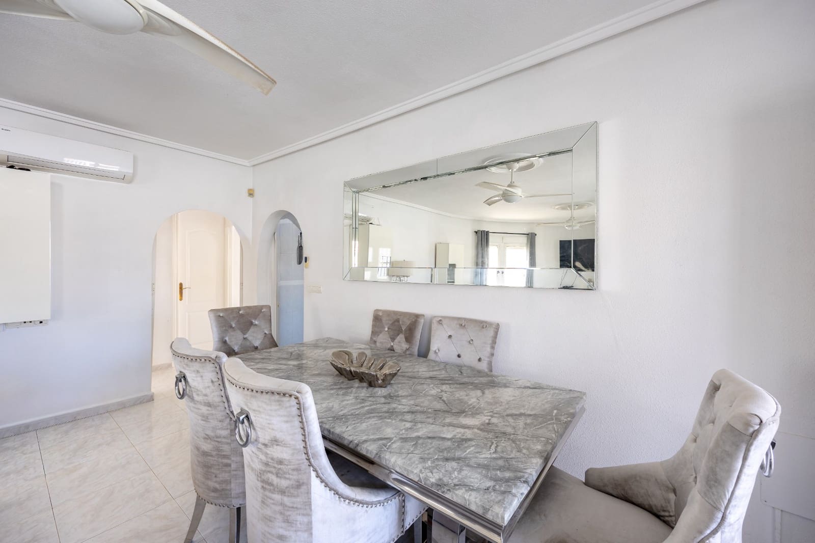 4 slaapkamer Villa te koop in Benimar met zwembad garage - € 379.950 (Ref: 10150198)