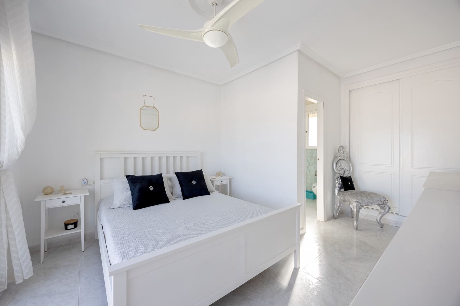 4 slaapkamer Villa te koop in Benimar met zwembad garage - € 379.950 (Ref: 10150198)