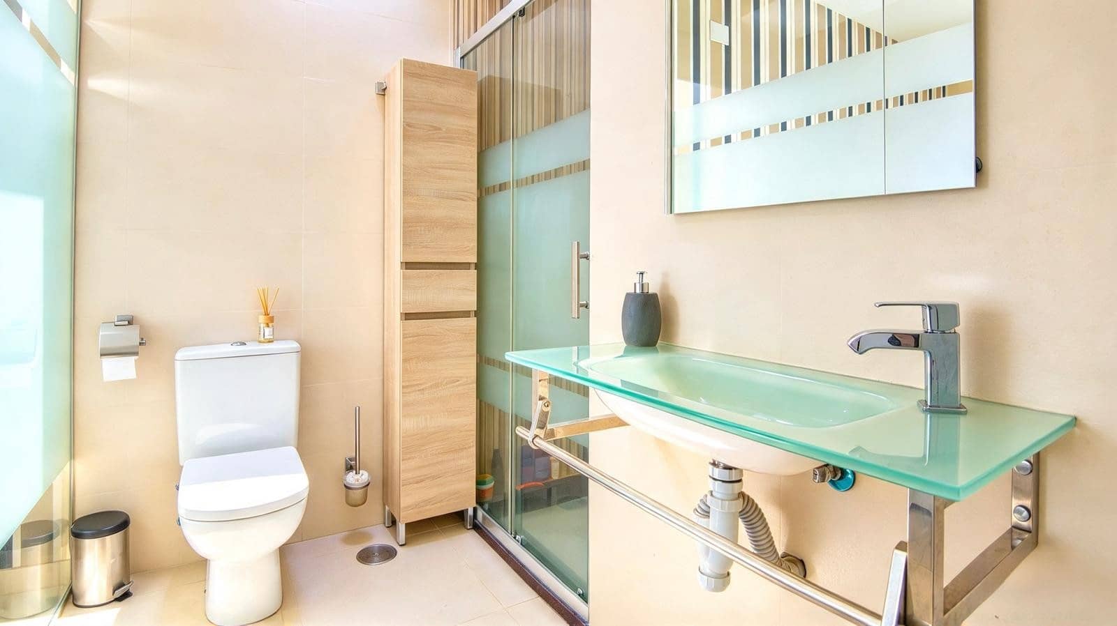 3 quarto Moradia Geminada para venda em Pueblo Bravo com piscina garagem - 299 000 € (Ref: 10161781)