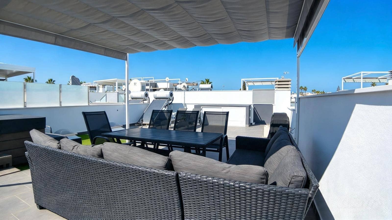3 quarto Moradia Geminada para venda em Pueblo Bravo com piscina garagem - 299 000 € (Ref: 10161781)